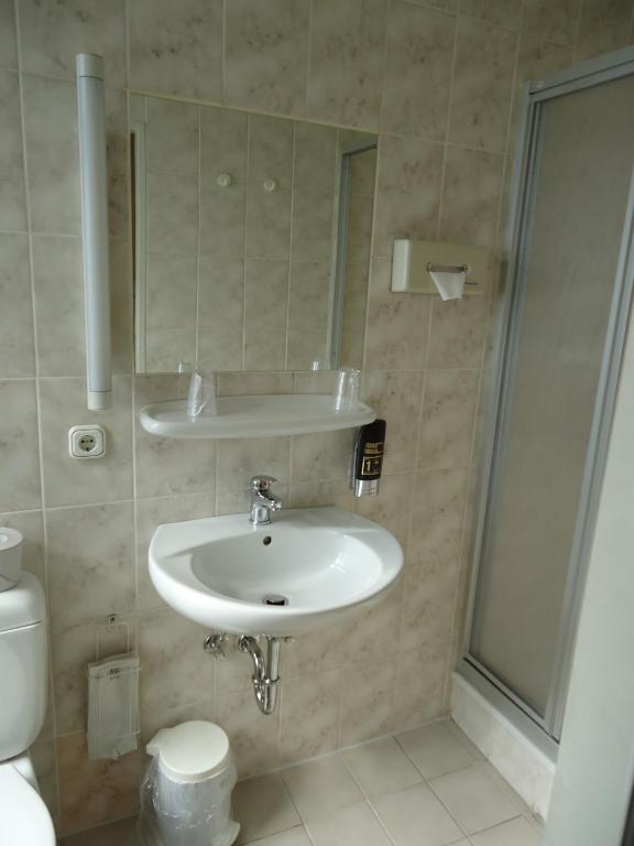 Hotel Und Rasthof Avus Berlin Cameră foto