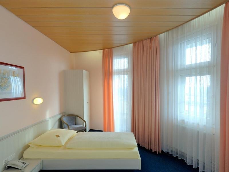 Hotel Und Rasthof Avus Berlin Cameră foto